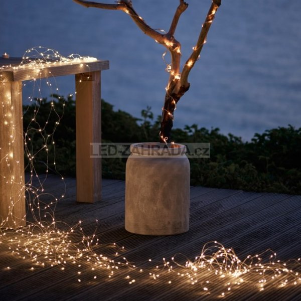 Vánoční dekorace Venkovní dekorativní LED řetěz, LED ve tvaru drobných kapek, 640LED 32x2m