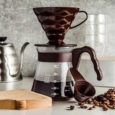 Hario V60-02 Pour Over Kit Plastic Brown – Hledejceny.cz