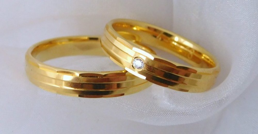 Couple Elegantní zlaté snubní prsteny 585/1000 4N18 | Srovnanicen.cz