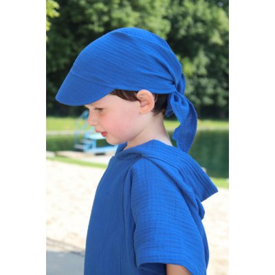 Jsem máma Mušelínový BIO šátek s kšiltem královsky modrá – Zboží Dáma