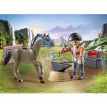 PLAYMOBIL 71357 Podkovář a kůň – Zboží Živě