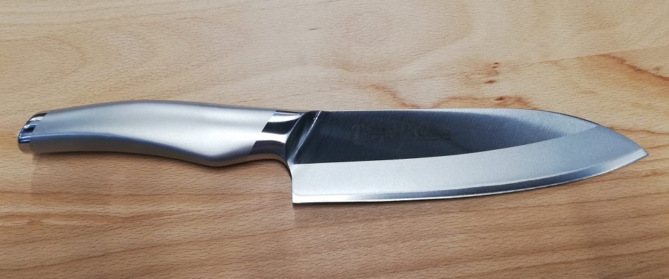 Fuji Cutlery Kuchyňský nůž santoku 17 cm