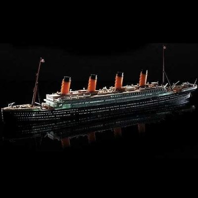 Academy Model Kit loď 14220 - R.M.S. TITANIC + LED SET MCP (1:700) - 36-14220 - expresní doprava