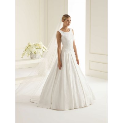 EvaMária | Svatební závoj S-226 – Zboží Mobilmania