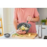 Šťouchadlo na brambory KitchenAid Classic Collection 25,5 cm šedá KHA008OHCHGG – Zboží Mobilmania