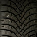 Falken Eurowinter HS01 215/55 R17 98V