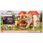 Sylvanian Families Dárkový set městský dům se světly a příslušenstvím I – Sleviste.cz