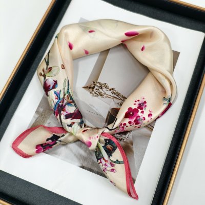 Hedvábný šátek letní probuzení – Zboží Dáma