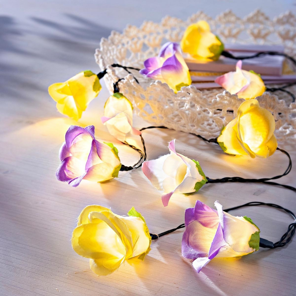 Weltbild LED světelný řetěz Květy 135 cm