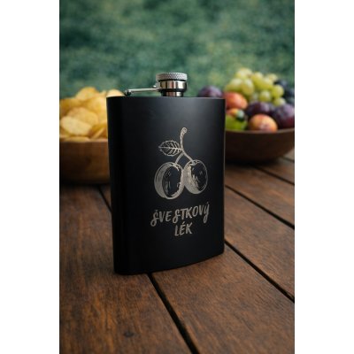 Nerezová placatka Švestkový "lék" – vtipný dárek s gravírováním. – Zboží Dáma