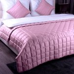 LINDART Přehoz PURPUR LIGHT 225 x 245 cm + 2ks 50 x 50 cm – Sleviste.cz