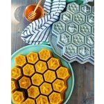 Nordic Ware forma v tvaru včelí plástve Honeycomb Pull-Apart zlatá 2,4 l – Zbozi.Blesk.cz