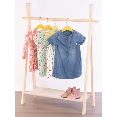Storage solutions Dětský stojan na oblečení s 1 policí borové dřevo – Zboží Mobilmania