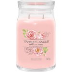 Yankee Candle Signature FRESH CUT ROSES 368 g – Zbozi.Blesk.cz