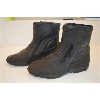 Forma latino boots cheap