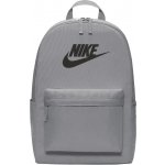 Nike Heritage světle šedá 25 l – Sleviste.cz