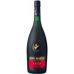 Rémy Martin koňak 0,7 l (holá láhev)