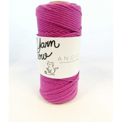 YarnMellow Macramé šňůry Angel 5mm Fuchsia (Rozčesávací příze macramé YarnMellow Angel 5mm Fuchsia. Je ze 100% recyklované bavlny a najdete ji u nás v mnoha odstínech.)