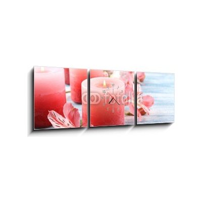 Obraz s hodinami 3D třídílný - 150 x 50 cm - Beautiful candles with flowers on wooden background Krásné svíčky s květinami na dřevěné pozadí – Zboží Mobilmania