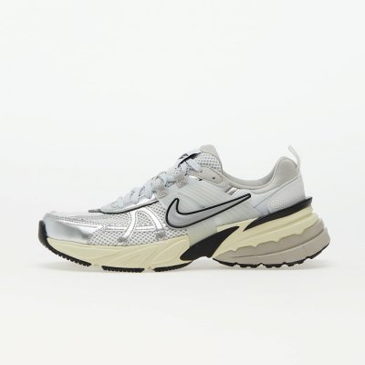 Nike V2K Run Summit White/ Metallic Silver – Sleviste.cz