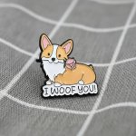 Pinarna Pejsek s růžičkou I woof you Hafíkuji tě – Zbozi.Blesk.cz