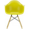 Jídelní židle Vitra Eames DAW mustard