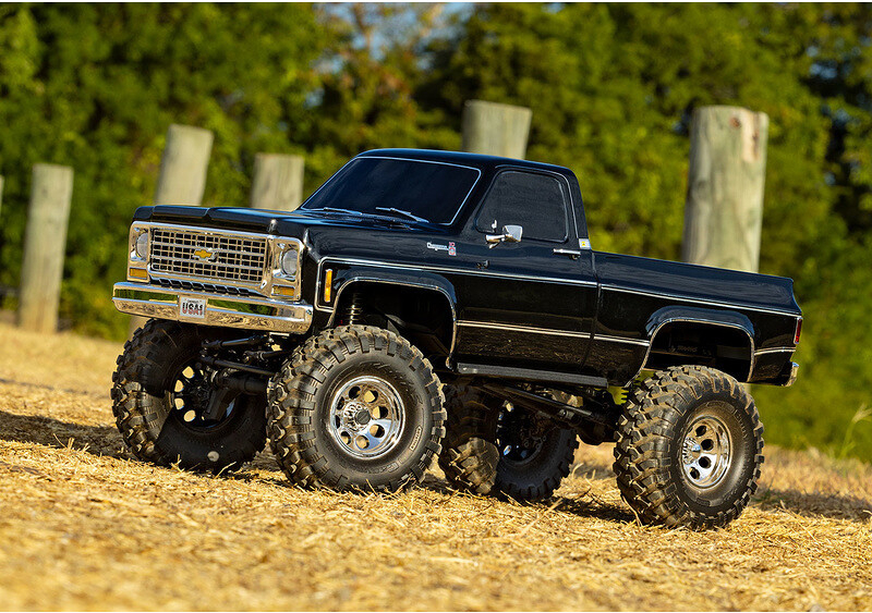 Traxxas TRX-4 Chevrolet K10 1979 TQi RTR červený 1:10