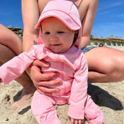 Geggamoja Dětský UV klobouk s kšiltem proti slunci růžový – Zboží Mobilmania