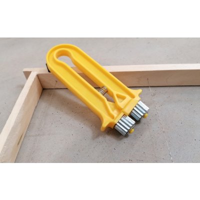 HelpSoul Napínák drátku zvlňovač plastový – Sleviste.cz