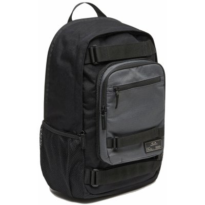 Oakley LIfestyle Multifunctional blackout 27 l