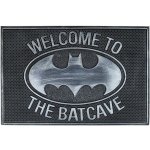 CurePink Gumová Batman Enter The Bacave (60 x 40 cm) šedá [GP85484] – Zboží Dáma