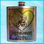 Bezvadný dárek Placatka na alkohol s potiskem Cyklistický doping – Sleviste.cz