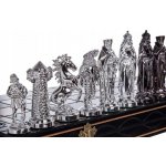 Chesschec Šachy STREDOVĚKÉ se stříbrnými a černými metalizovanými figurkami – Zboží Živě