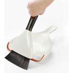 Oxo Good Grips Dustpan & Brush béžový plastový smetáček a lopatka – Zboží Dáma