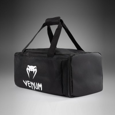 Venum Essential 37L černá – Zbozi.Blesk.cz