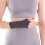 Sanomed Manusan Active zápěstní bandáž – Sleviste.cz