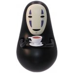 Kývací dekorace Maison Ghibli Cesta do fantazie - Beztvářník s kávou uni – Hledejceny.cz