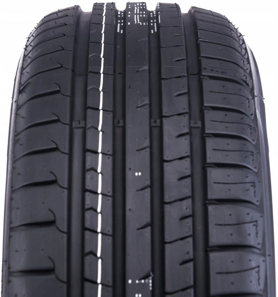 Firemax FM601 235/45 R17 97W