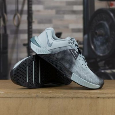 Nike Metcon 10 - šedá/matně zelená/černá – Zbozi.Blesk.cz