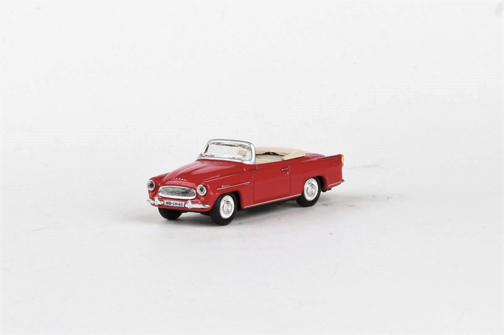 Abrex škoda Felicia Roadster 1963 Červená Rubínová 1:72