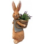 Zajíc ve vestě s nůší hnědý velký – Sleviste.cz