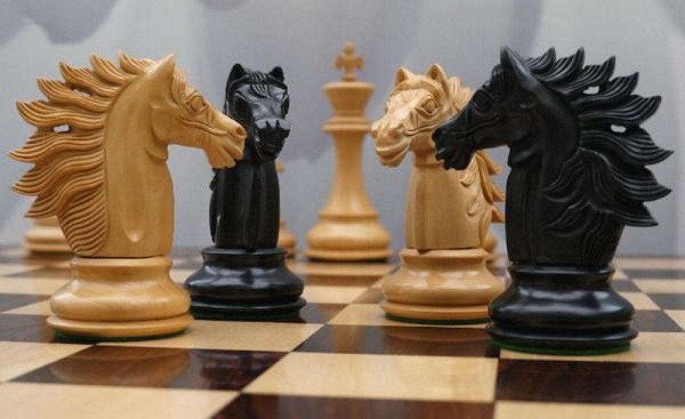 Luxusní šachové figury Bagio Ebony | Srovnanicen.cz