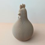 Designová slepice KoKo Velikonoční dekorace Caramel – Zboží Mobilmania