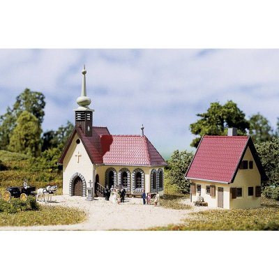 Auhagen N Kostel s farou 14461 – Sleviste.cz
