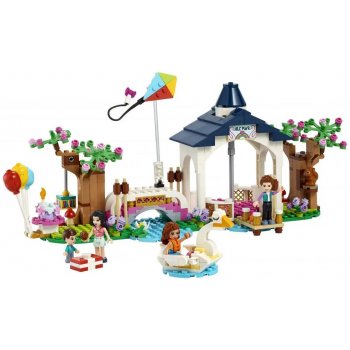 LEGO® Friends 41447 Park v městečku Heartlake