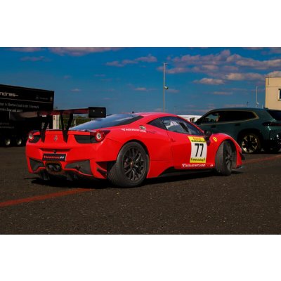 Spolujízda v závodním Ferrari – Hledejceny.cz