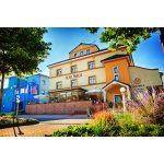 Víkendový wellness pobyt na Valašsku s polopenzí v rodinném hotelu Abácie pro 2 osoby na 2 noci – Hledejceny.cz