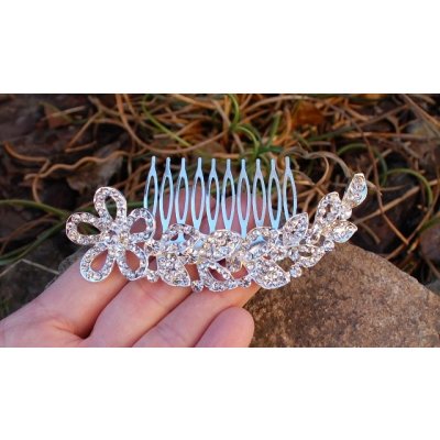 Ozdobná stříbrná spona hřeben broušené sklo kvítek – Sleviste.cz