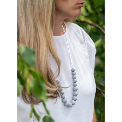 Jsem máma silikonové kojicí korále světle šedé – Zboží Dáma