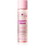I Heart Revolution Blossom Bloom parfémovaný sprej na tělo a vlasy pro ženy odstín Cherry Blossom & Pomegranate 236 ml – Sleviste.cz